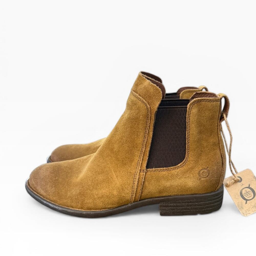 Born Laney Rust Chelsea Suede Chukka Boots – Sz 10M